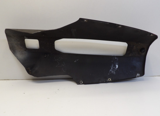 Cowl under Yamaha FZR 600