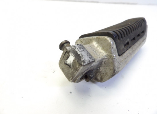 Footrest left Suzuki GSX 750