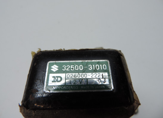 Regler Gleichrichter Suzuki GT 750