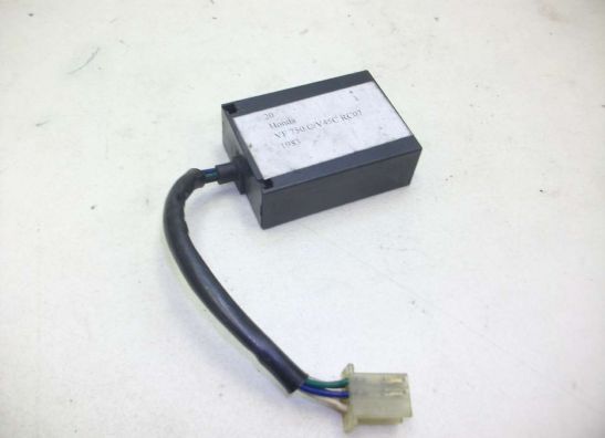 CDI Einheit Honda VF 700  750 C Magna