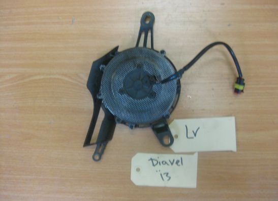 Ventilator Ducati Diavel