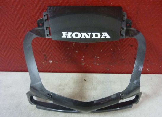 Cowl upper connector Honda CBR 600 F
