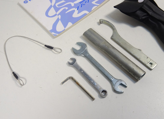 Fahrerhandbuch Yamaha Tracer 900