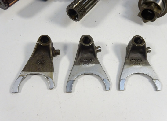 Versnellingsbak Ducati monster 696