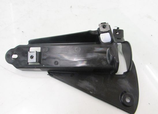 Rechter zijkuip klein Triumph 675 Street Triple R