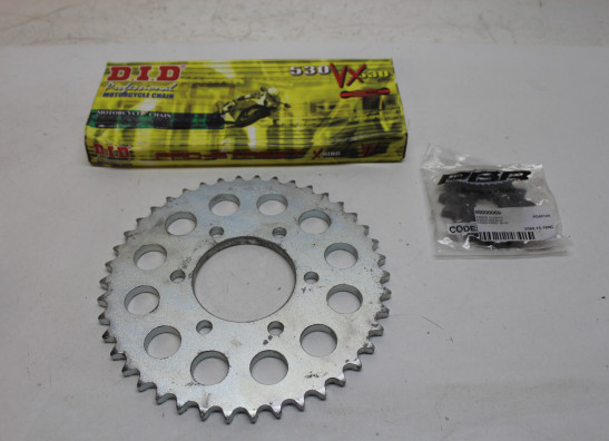 Chain and sprocket kit Suzuki GSX 750