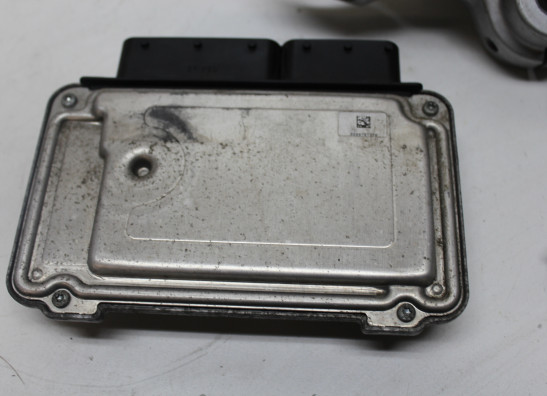 Slotenset BMW F 800 S - ST