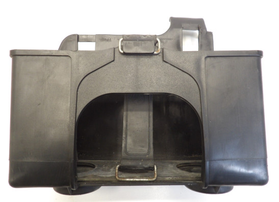 Battery holder Yamaha V max