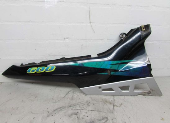 Rechter achterkant Suzuki GSX F 600