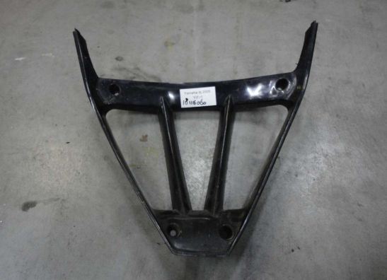 Cowl V shape under Yamaha YZF R1