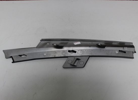 Cowl left small Kymco Downtown 350i