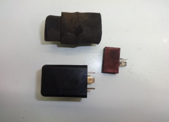 Relay Kawasaki GPX 750