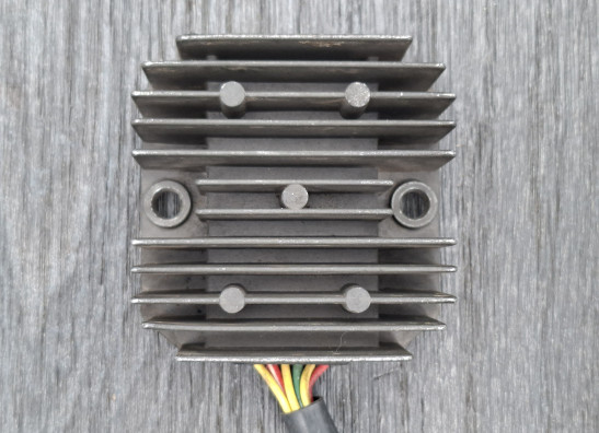 Spanningsregelaar Honda NX 650 Dominator