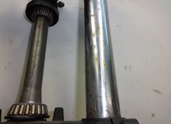 Voorpoten compleet Suzuki GSX 550 EF