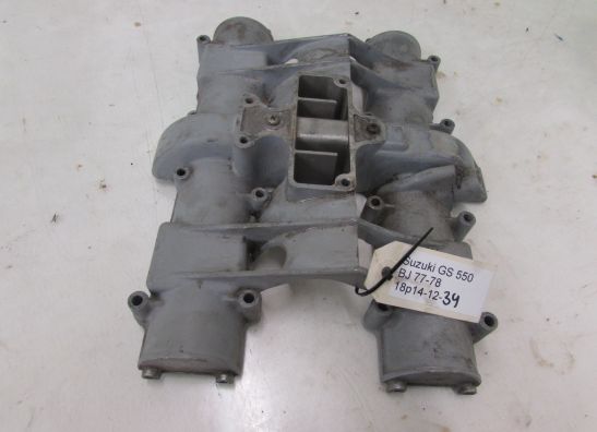 Cylinder head cover Suzuki GS 550