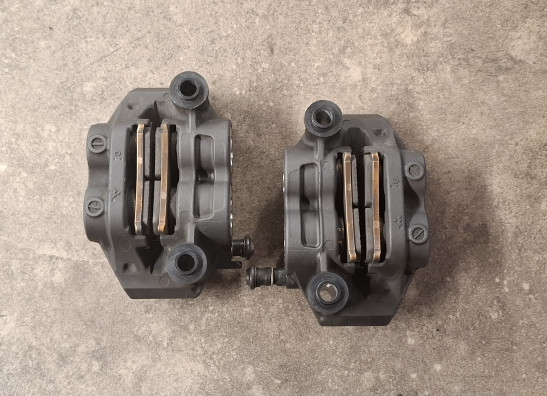 Bremssattel Bremszangen vorne Yamaha Tracer 900 GT