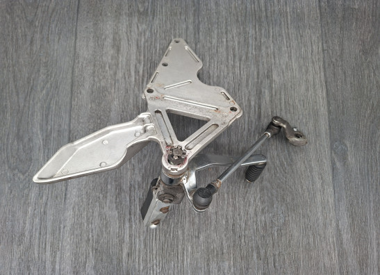 Main step holder left Suzuki GSF 400 Bandit