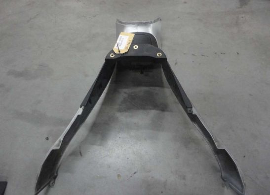 Onderkuip Piaggio Mp3 400