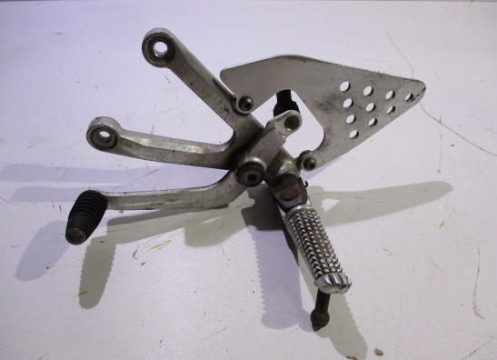 Main step holder left Yamaha YZF R6