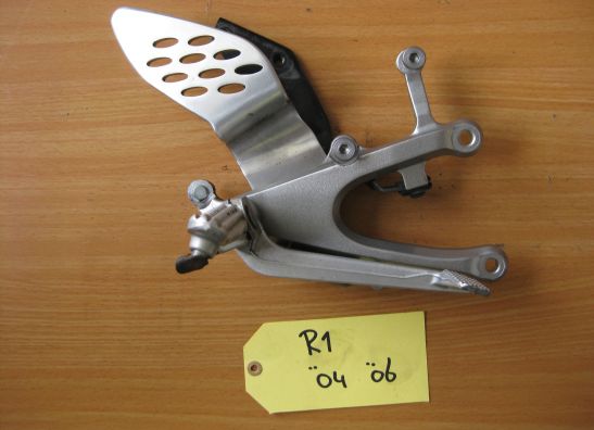 Main step holder right Yamaha YZF R1