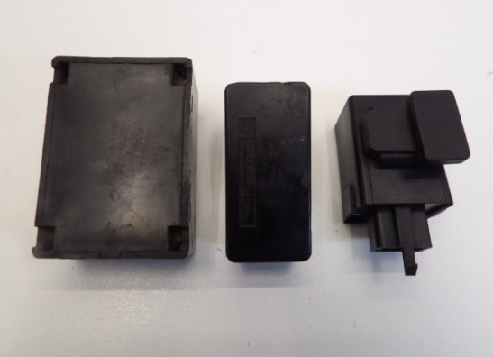 Relay Honda VF 700  750 C Magna