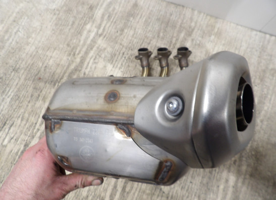 Auspuff Triumph Trident 660
