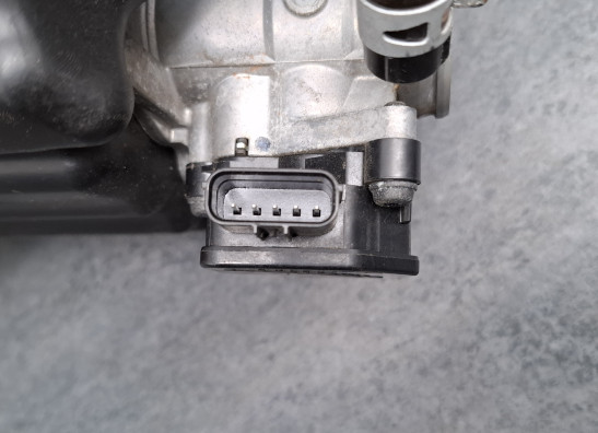 Gasklephuis Honda CB 500 X