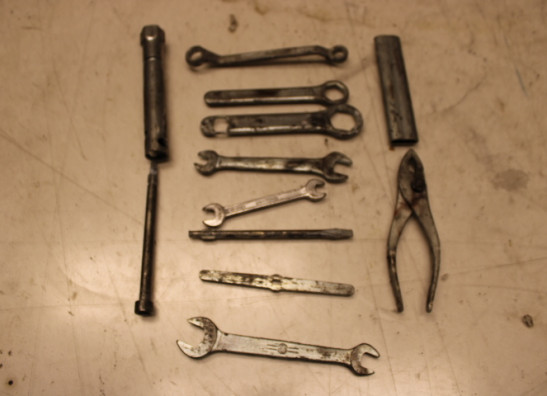 Bordwerkzeug Honda Deauville 650 - 700