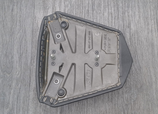 Buddy zadel KTM RC 8