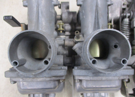 Carburetor assy Suzuki GS 750