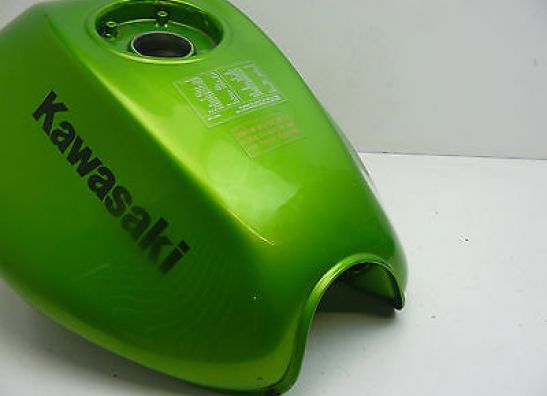 Benzintank Kawasaki ER 6