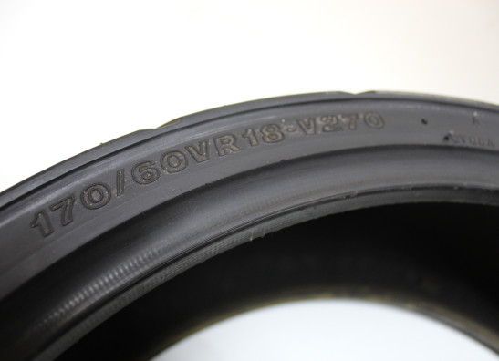 Achterband Honda VFR 750 R - RC30