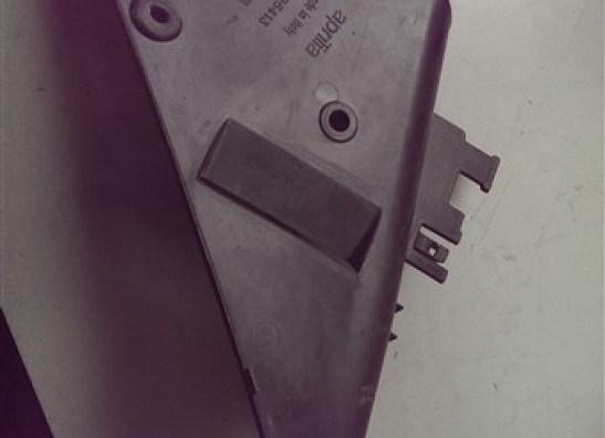 Rechter binnenkuip Aprilia RSV 1000