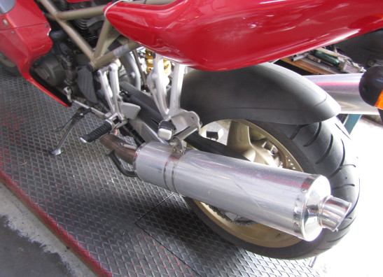 Uitlaat Ducati ST2