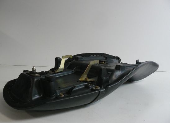 Zadel Triumph TT 600