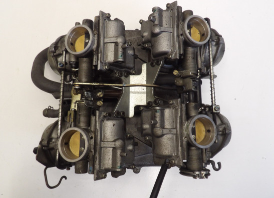 Carburetor assy Honda VFR 750