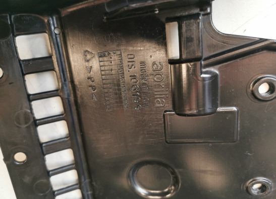 Hinterradabdeckung Aprilia RSV 1000