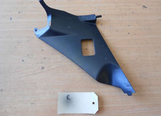 Rechter binnenkuip Suzuki GSX R 1000