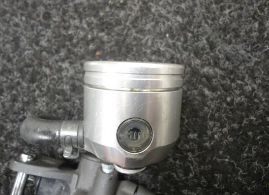 Bremszylinder vorne Suzuki GSX R 1000