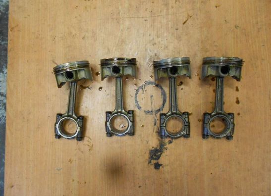 Piston set Yamaha YZF R1