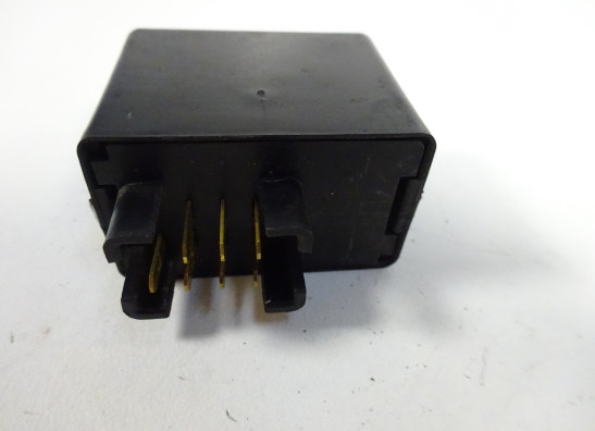 Relay Suzuki GSR 750