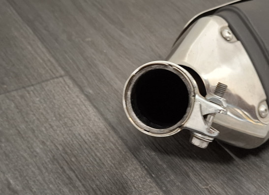 Auspuff Suzuki GSR 750