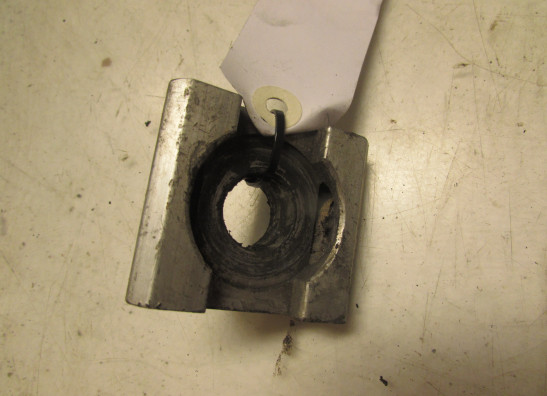 Rear axle Yamaha GTS 1000