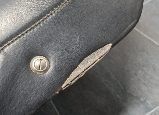 Zadel Suzuki GSX 1100 E