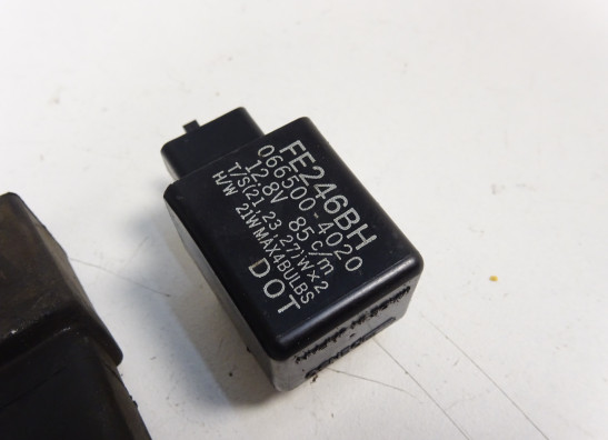 Relais unit Honda VFR 800 I