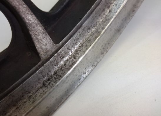 Felge vorne Honda VT 700 750