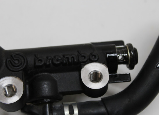 Rempomp achter Yamaha Tenere 700