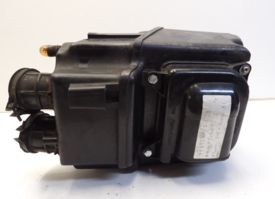 Air cleaner case Suzuki XF 650 Freewind