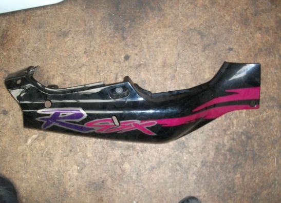 Rechter achterkant Suzuki GSX R 750