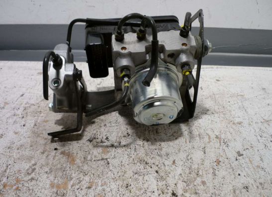 ABS pomp Honda CB 1000 R